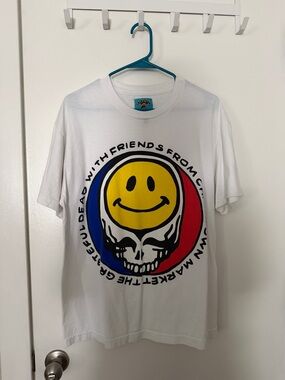 Grateful Dead White Short-Sleeve Tee with Yellow Smiley & Red/Blue Skull Graphic
